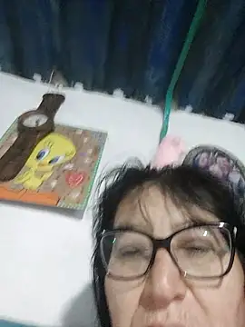 Snapshot of clarita_01 chatting on 05/02/26, 10:09 clarita 01 online show from 05/02/26, 10:09