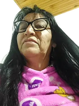 Snapshot of clarita_01 chatting on 05/12/26, 12:41 clarita 01 online show from 05/12/26, 12:41