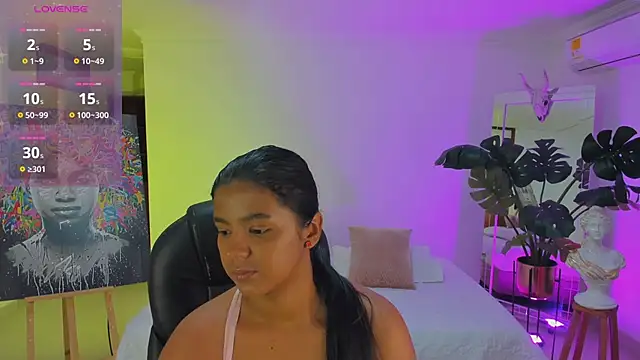 Snapshot of JANYLOVE__ chatting on 03/04/26, 10:43 JANYLOVE online show from 03/04/26, 10:43