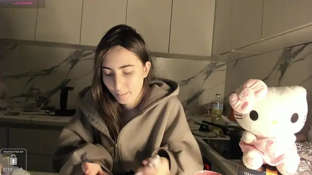 Ayesha Thebestt online show from 02/02/26, 05:00