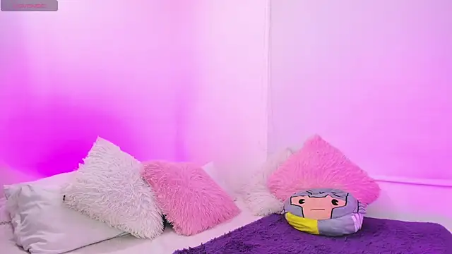 karly rioss online show from 06/08/26, 02:12