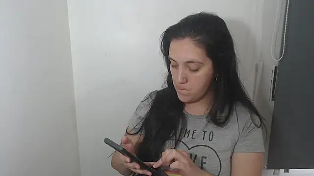 Snapshot of lulitasexy chatting on 01/04/25, 10:02 lulitasexy online show from 01/04/25, 10:02