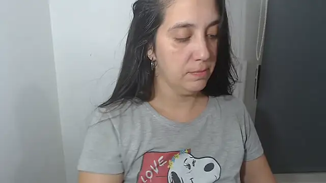 Snapshot of lulitasexy chatting on 02/21/25, 01:00 lulitasexy online show from 02/21/25, 01:00