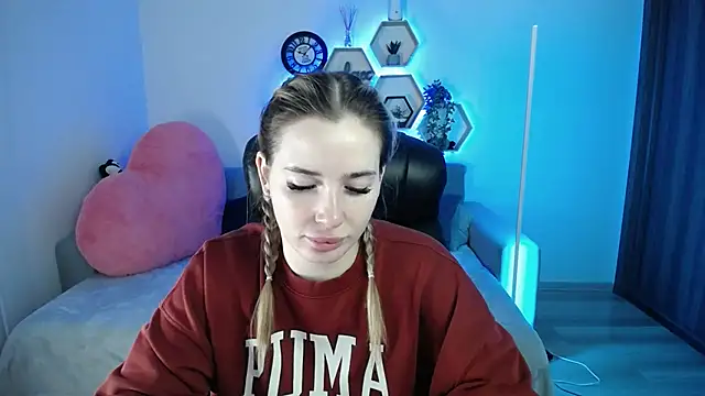 SabrinViolet online show from 01/14/26, 09:04