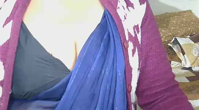 Snapshot of Cute_Ruhi99 chatting on 01/28/25, 01:27 Cute Ruhi99 online show from 01/28/25, 01:27