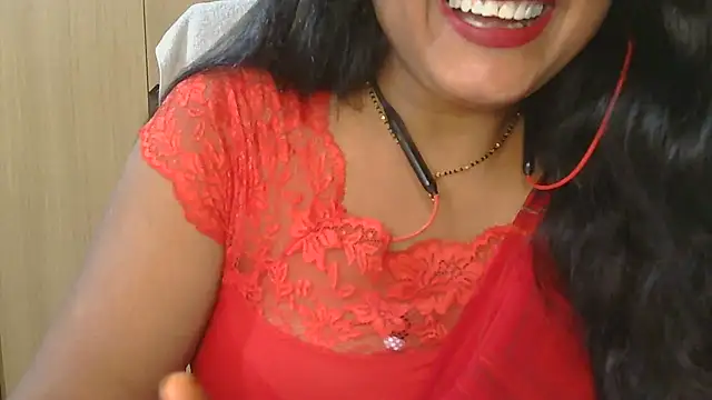 Snapshot of Cute_Ruhi99 chatting on 10/14/25, 06:25 Cute Ruhi99 online show from 10/14/25, 06:25