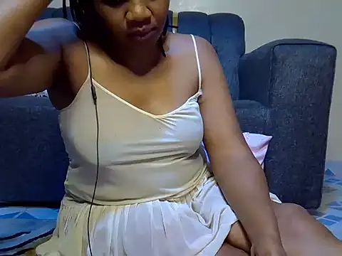 Sexy Kezzy online show from 05/28/26, 06:16