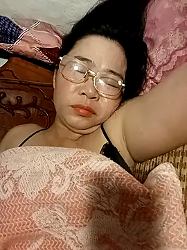 Snapshot of Sexy-asslove90 chatting on 09/28/25, 06:57 Sexy-asslove90 online show from 09/28/25, 06:57