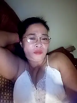 Snapshot of Sexy-asslove90 chatting on 10/10/25, 02:16 Sexy-asslove90 online show from 10/10/25, 02:16