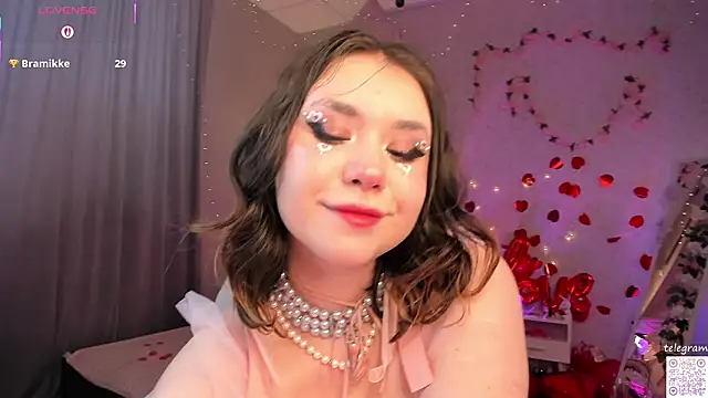 Snapshot of lilly_Cherry_ chatting on 02/14/26, 11:18 lilly Cherry online show from 02/14/26, 11:18