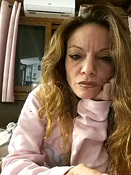 vampvanna23 online show from 11/26/25, 11:50