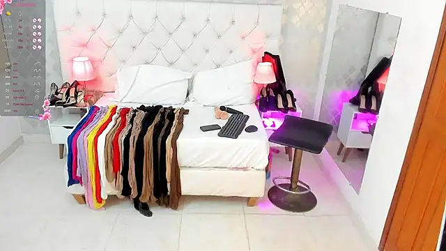 Snapshot of Sara_Gomez chatting on 01/29/25, 03:33 Sara Gomez online show from 01/29/25, 03:33