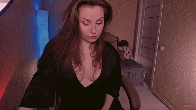 Snapshot of Eesmaaarrr chatting on 09/15/25, 11:16 Eesmaaarrr online show from 09/15/25, 11:16