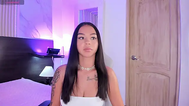 Snapshot of Violet_spencer chatting on 01/22/25, 04:55 Violet spencer online show from 01/22/25, 04:55