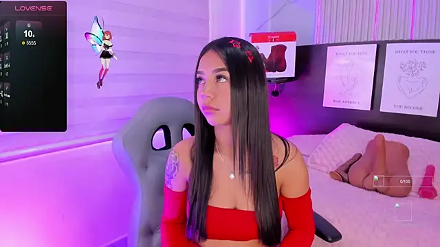 Snapshot of Violet_spencer chatting on 10/23/25, 07:45 Violet spencer online show from 10/23/25, 07:45