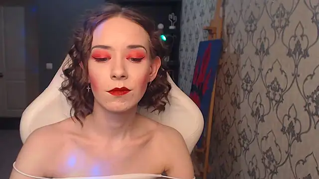FascinatingEyess online show from 05/24/26, 06:35