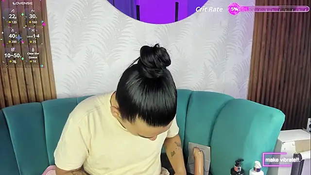 Snapshot of yossi_peach_cute chatting on 11/13/25, 08:52 yossi peach cute online show from 11/13/25, 08:52