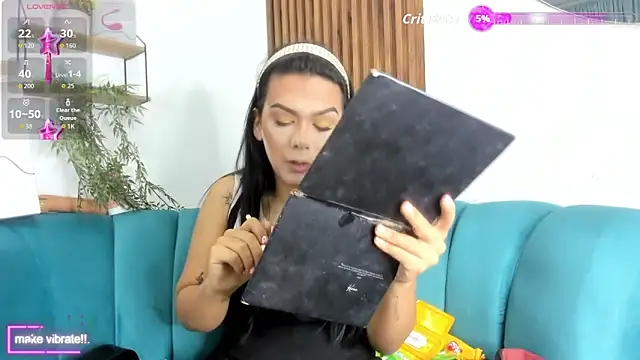 Snapshot of yossi_peach_cute chatting on 12/22/25, 03:20 yossi peach cute online show from 12/22/25, 03:20