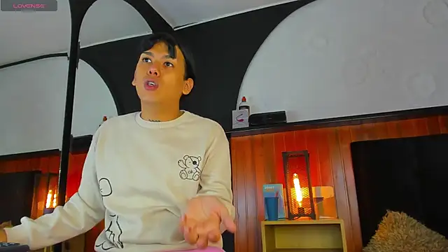 yossi peach cute online show from 05/19/26, 08:37