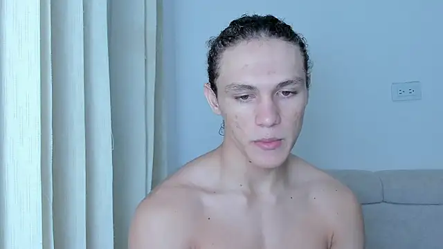 Snapshot of laurent_nova chatting on 02/07/25, 03:01 laurent nova online show from 02/07/25, 03:01