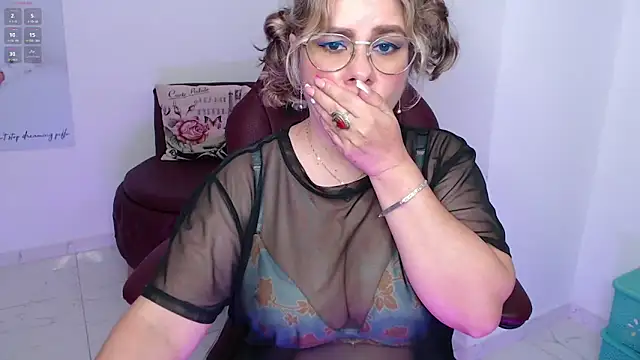 zehra sanem online show from 02/14/25, 01:02