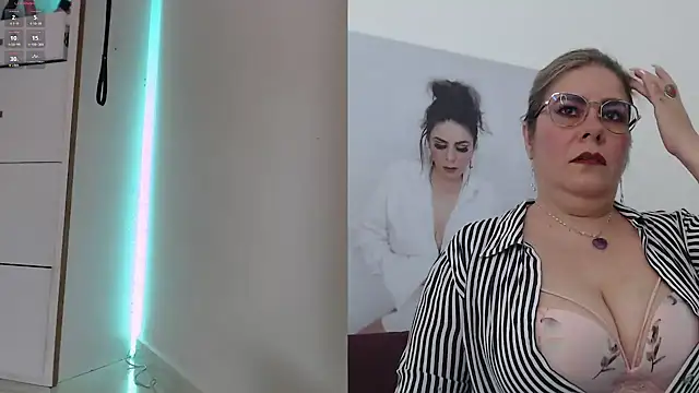 zehra sanem online show from 02/24/25, 09:41