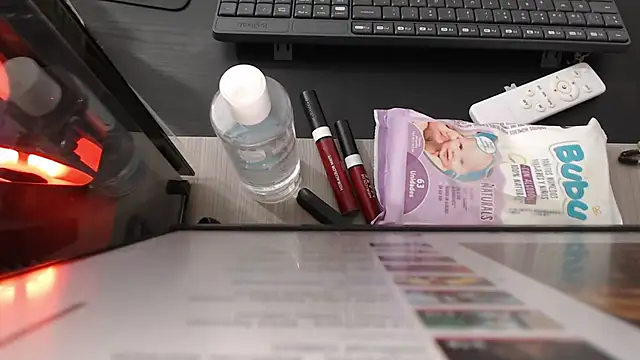 zehra sanem online show from 11/18/25, 05:28