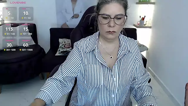Snapshot of zehra_sanem chatting on 05/25/26, 03:29 zehra sanem online show from 05/25/26, 03:29