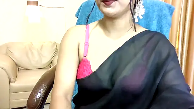 Queenhimanshi online show from 05/14/26, 07:26