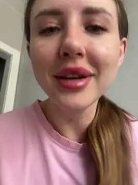 Jullia Carter online show from 06/10/26, 10:58