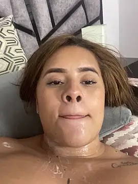 Snapshot of katy_ruiz chatting on 03/05/25, 10:55 katy ruiz online show from 03/05/25, 10:55