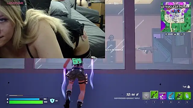 Snapshot of ziggyspice chatting on 11/19/25, 07:47 ziggyspice online show from 11/19/25, 07:47