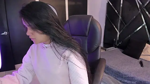 Ivanna18 x online show from 11/07/25, 03:50