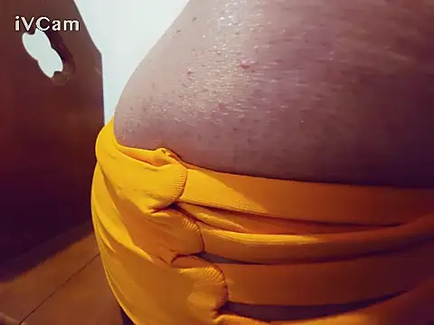 Snapshot of Comandante1000 chatting on 09/20/25, 12:55 Comandante1000 online show from 09/20/25, 12:55