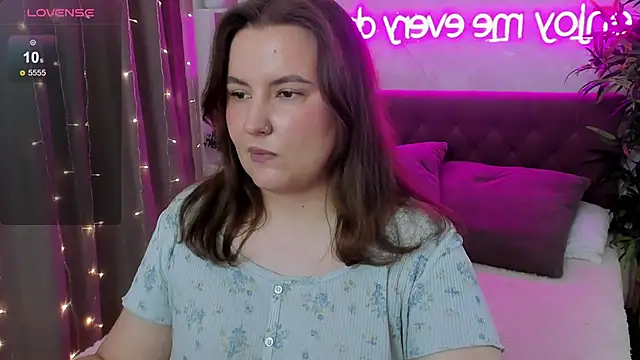 FeralPeach online show from 06/14/26, 08:49