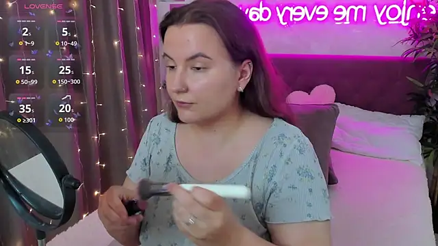 FeralPeach online show from 07/11/26, 05:54
