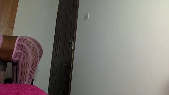 Rose berry online show from 02/28/25, 03:26