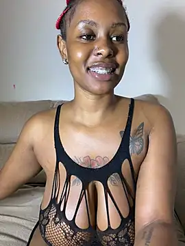 Rose berry online show from 03/27/26, 08:26