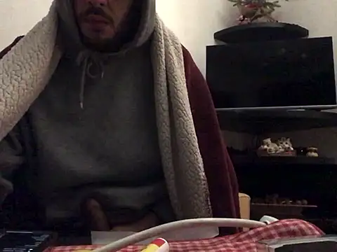 Snapshot of DragonPink chatting on 12/22/24, 10:06 DragonPink online show from 12/22/24, 10:06