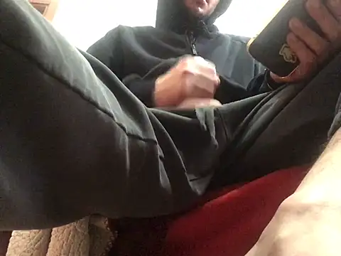 Snapshot of DragonPink chatting on 01/05/25, 09:48 DragonPink online show from 01/05/25, 09:48