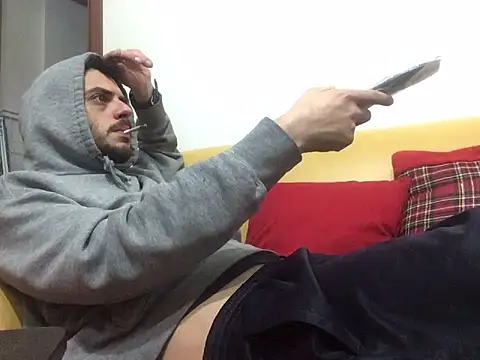 Snapshot of DragonPink chatting on 01/09/25, 11:24 DragonPink online show from 01/09/25, 11:24