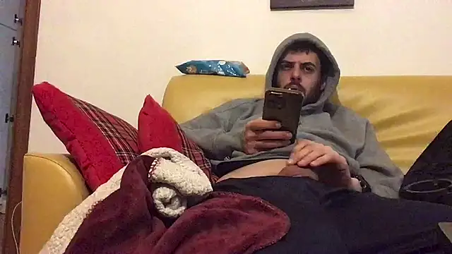 Snapshot of DragonPink chatting on 01/12/25, 03:36 DragonPink online show from 01/12/25, 03:36