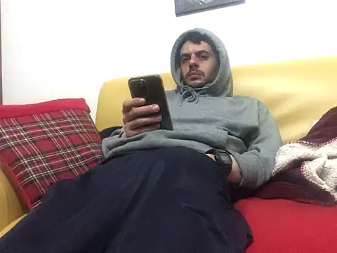 Snapshot of DragonPink chatting on 02/09/25, 02:07 DragonPink online show from 02/09/25, 02:07