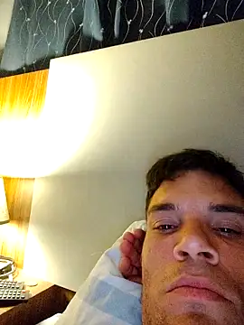 Snapshot of 719610 chatting on 11/06/25, 03:51 719610 online show from 11/06/25, 03:51