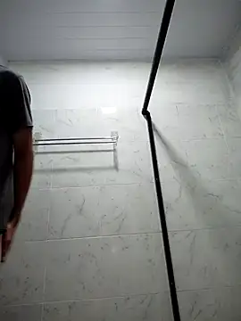 Snapshot of 719610 chatting on 11/11/25, 03:12 719610 online show from 11/11/25, 03:12