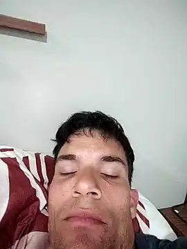 Snapshot of 719610 chatting on 11/29/25, 03:20 719610 online show from 11/29/25, 03:20