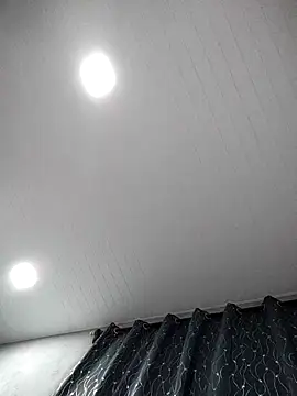 Snapshot of 719610 chatting on 01/06/26, 02:37 719610 online show from 01/06/26, 02:37