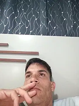 Snapshot of 719610 chatting on 01/17/26, 12:59 719610 online show from 01/17/26, 12:59