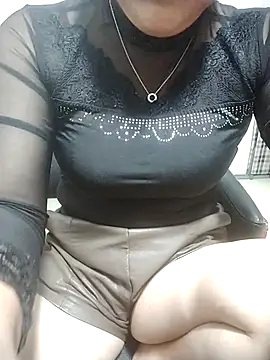 Rose DiDi online show from 11/16/25, 07:47