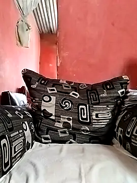 Snapshot of naughtygrannyXXX chatting on 02/24/25, 06:27 naughtygrannyXXX online show from 02/24/25, 06:27